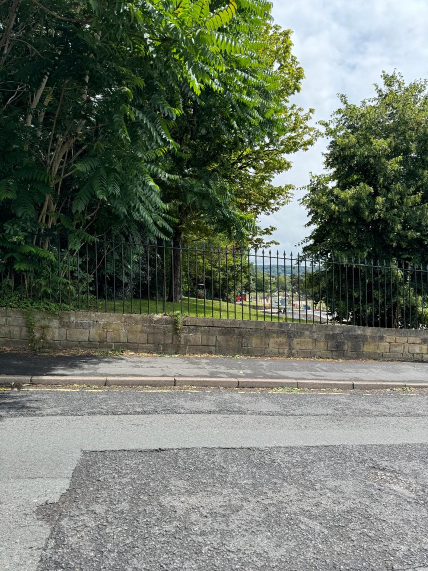 Beautiful Townhouse Next To Royal Victoria Park And Botanical Gardens Within Easy Walking Distance To Bath City Centre Eksteriør bilde