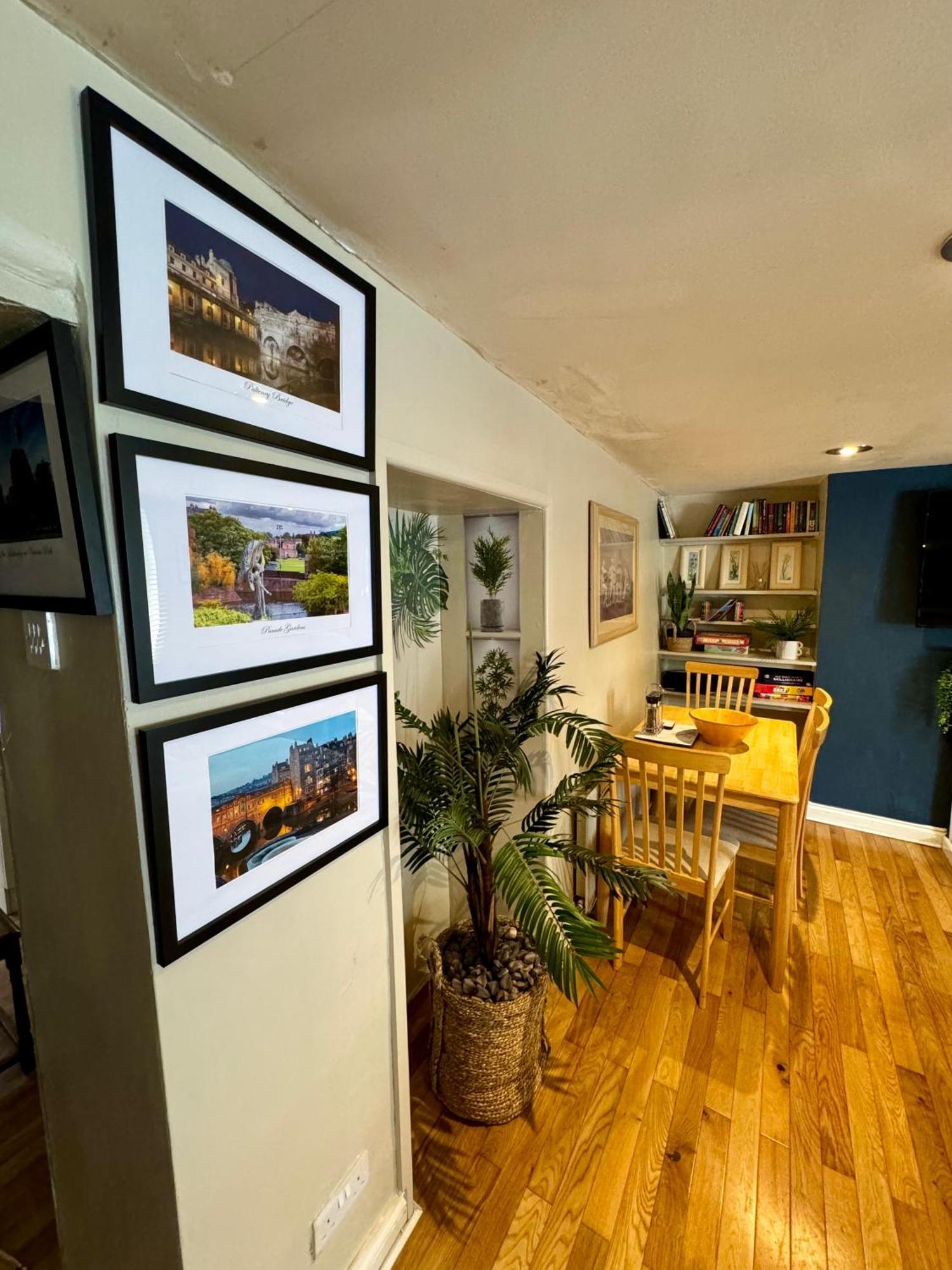 Beautiful Townhouse Next To Royal Victoria Park And Botanical Gardens Within Easy Walking Distance To Bath City Centre Eksteriør bilde