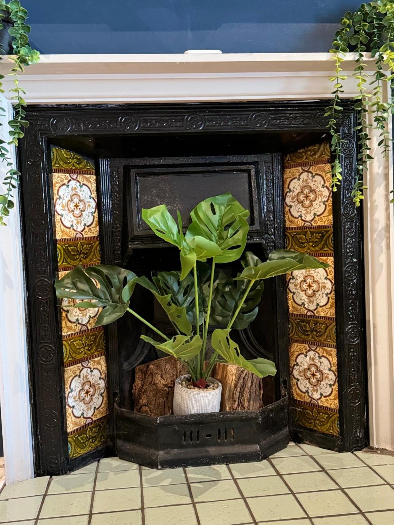 Beautiful Townhouse Next To Royal Victoria Park And Botanical Gardens Within Easy Walking Distance To Bath City Centre Eksteriør bilde